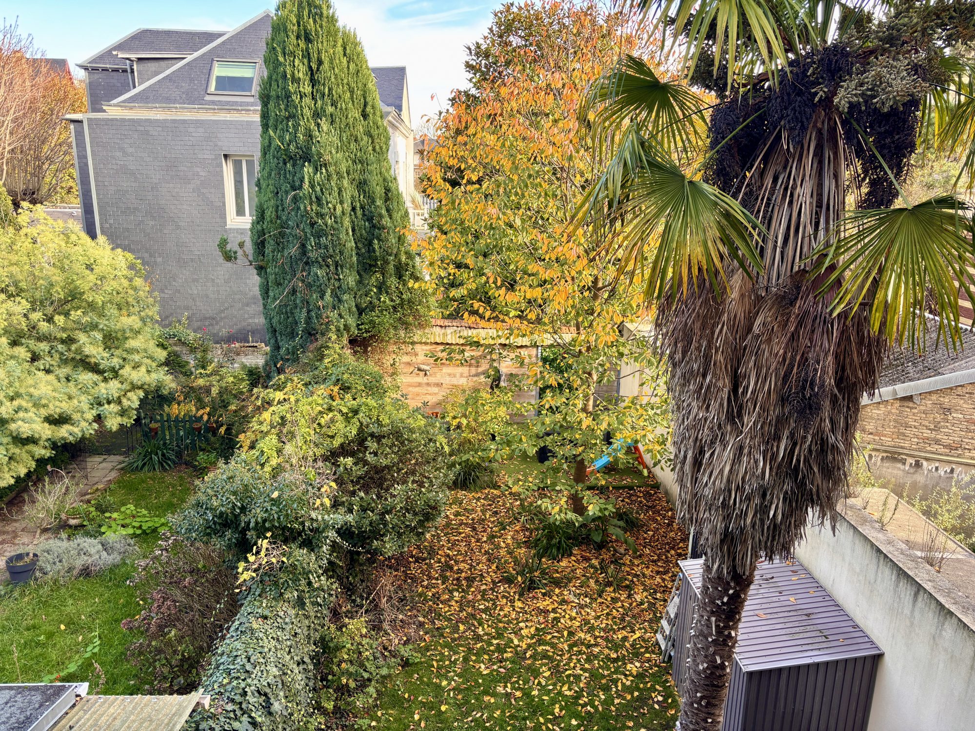 Maison en centre ville avec jardin