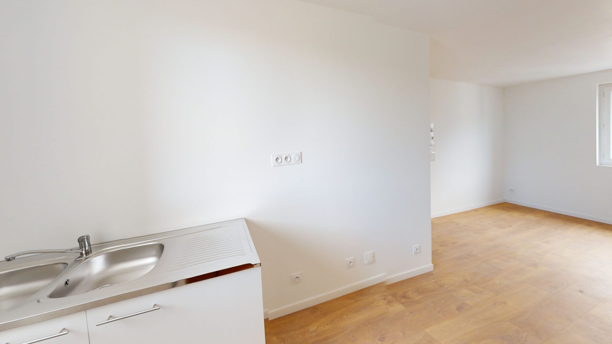 Appartement F1-SAINTE-MARIE