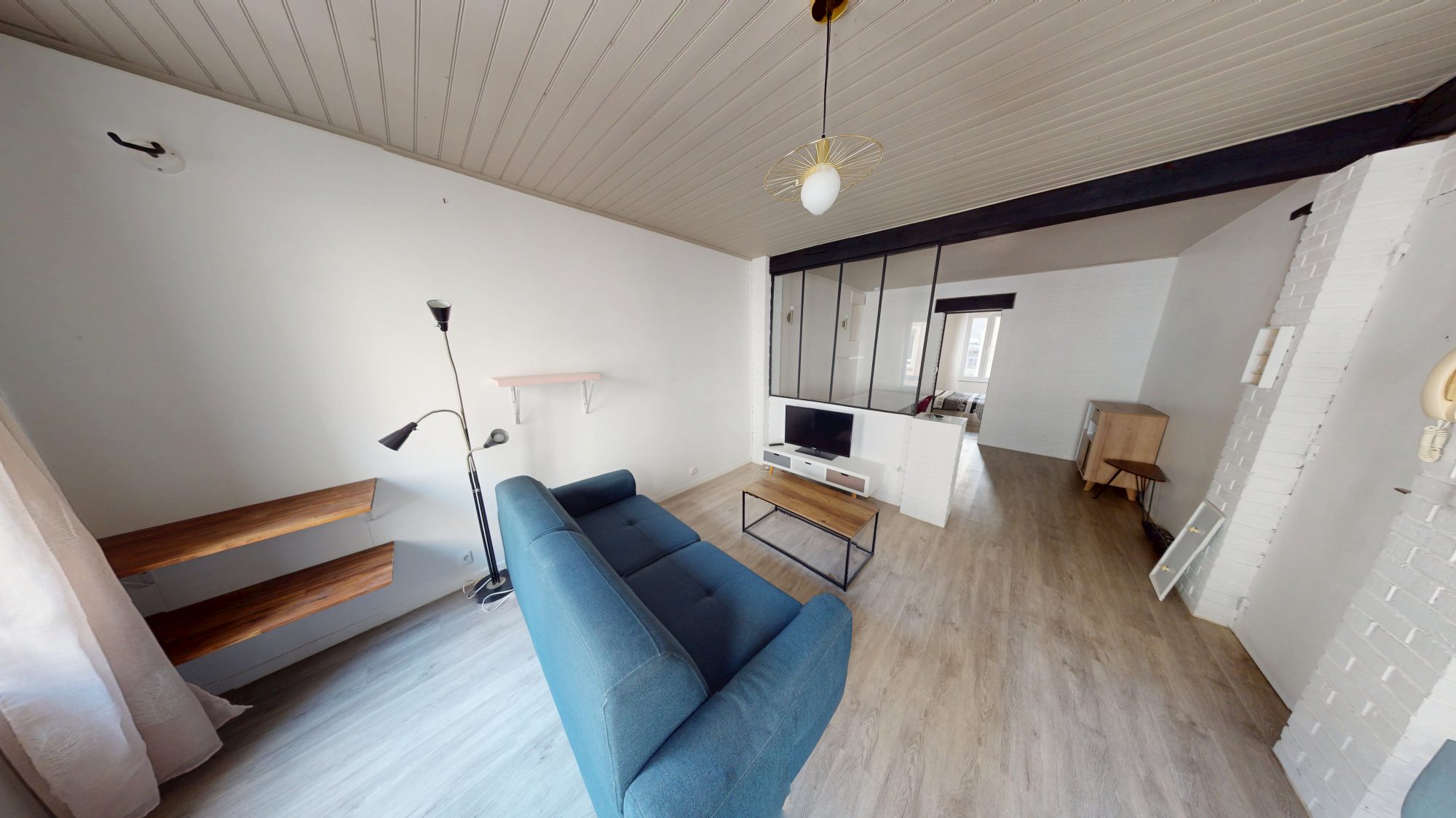 F2 BIS MEUBLE – DANTON