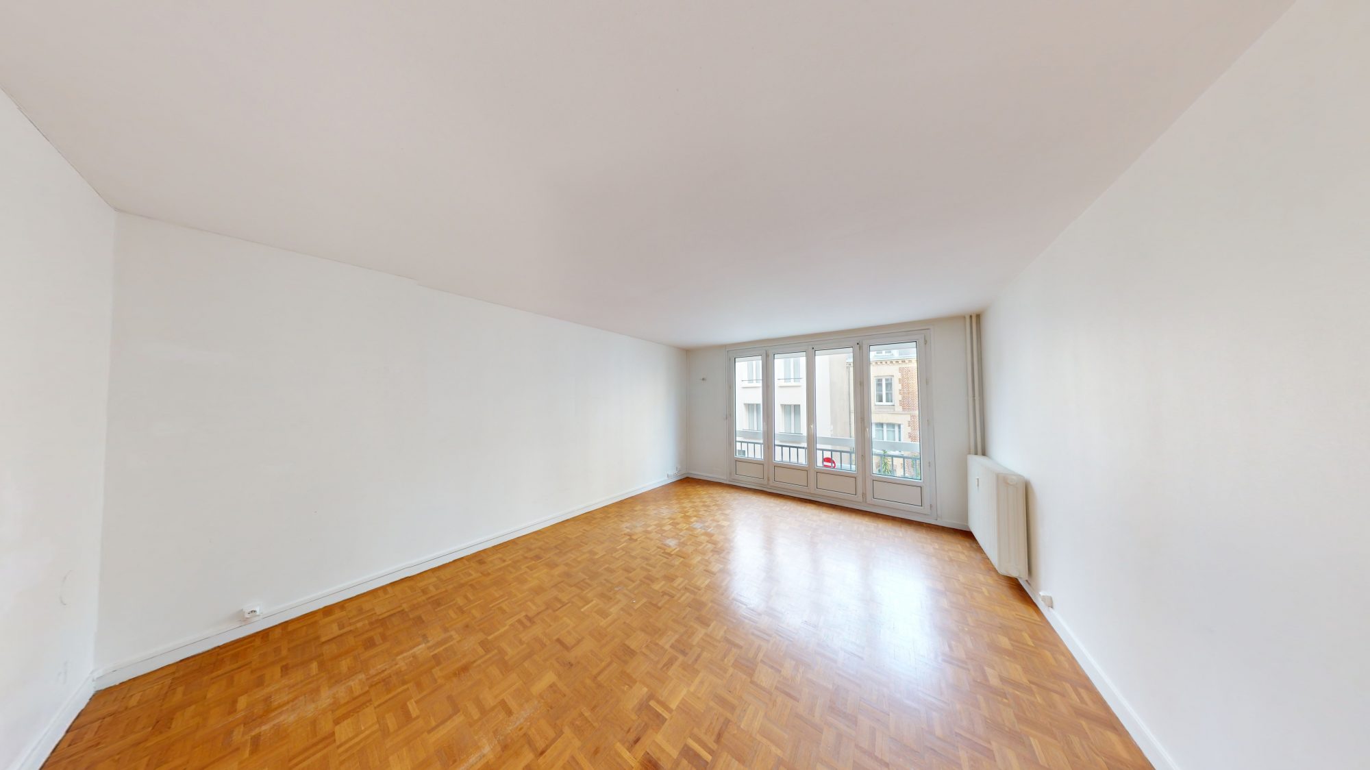 F2 – ENTRE COTY ET DANTON