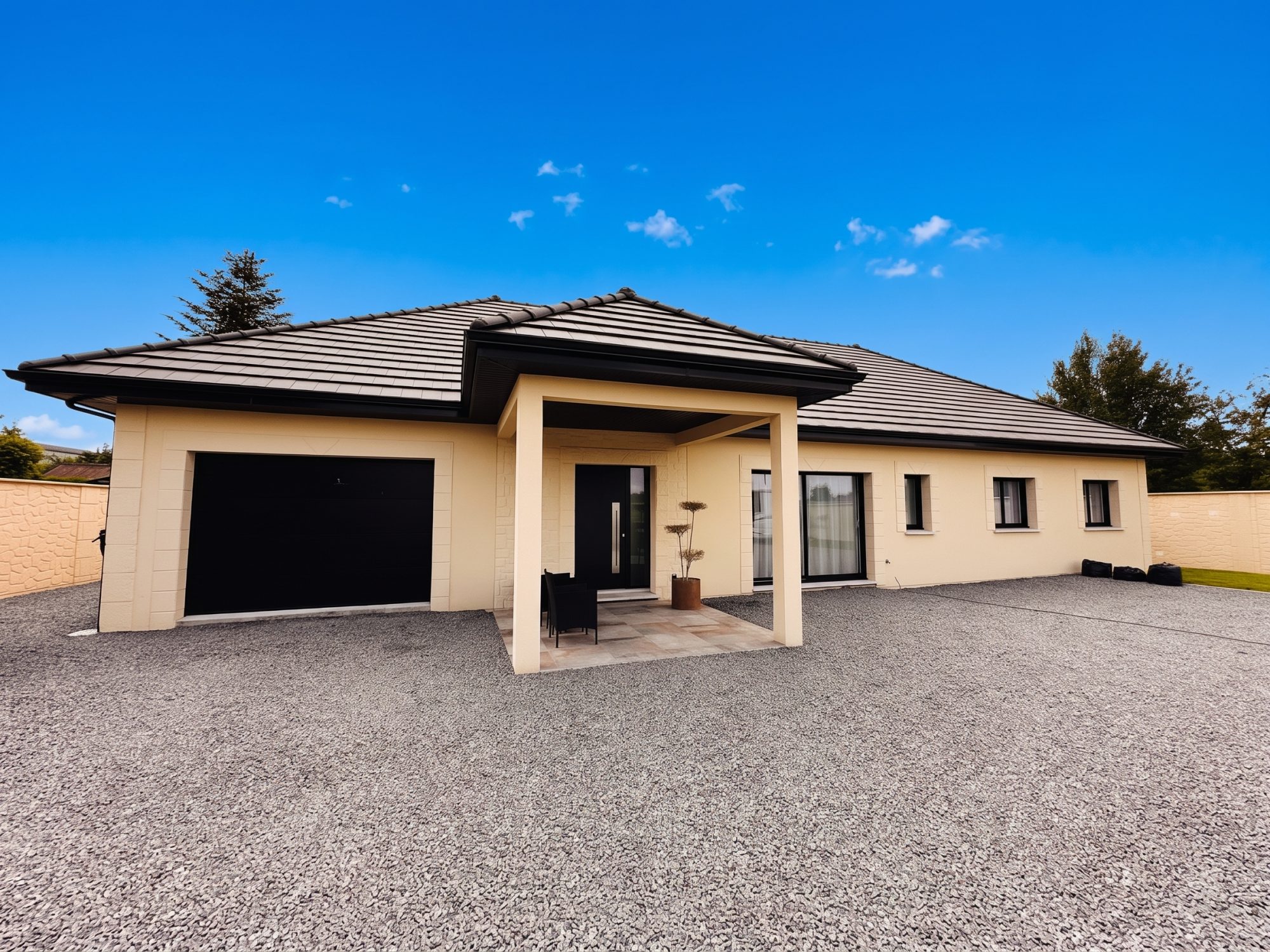 EXCLUSIVITE – GRAIMBOUVILLE – MAISON PLAIN-PIED DE 2024 – QUATRE CHAMBRES – PARFAIT ÉTAT – JARDIN PLAT – GARAGE